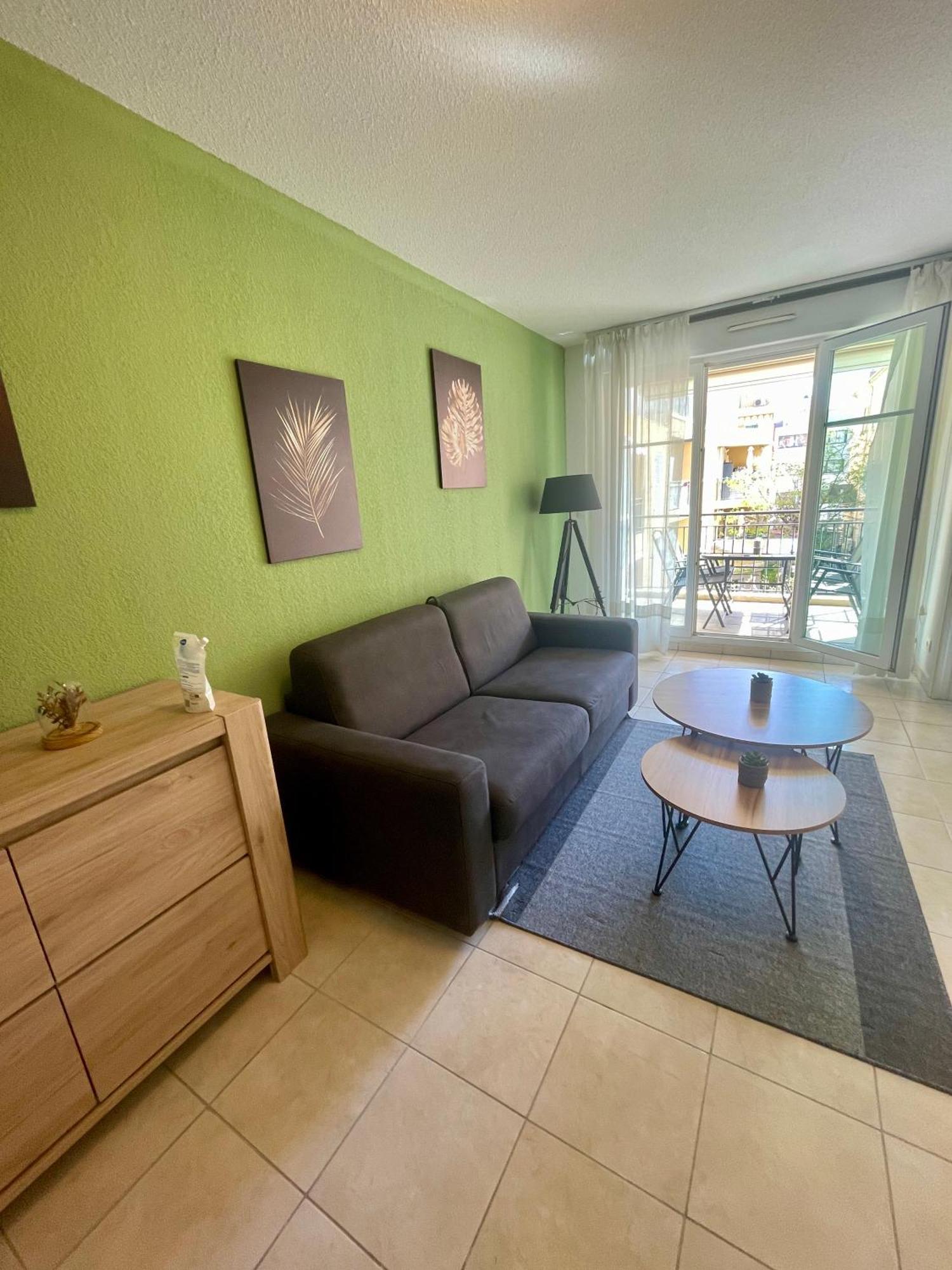 Royal Plazza, Beau T2 Centre Ville, Parking Menton Exterior photo